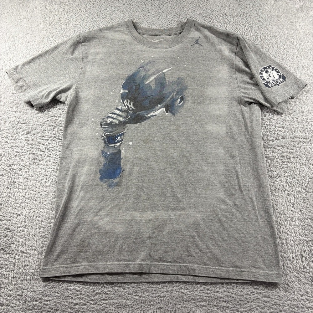 Derek Jeter Shirt #2 3000 Mens Large Gray Nike Standard Fit MLB NY Yankees